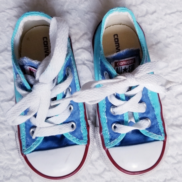 Custom Bluey Colored Converse All Star - Picture 5 of 7